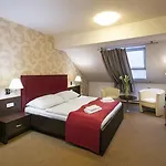 Wine Wellness Amande Hotell 4*
