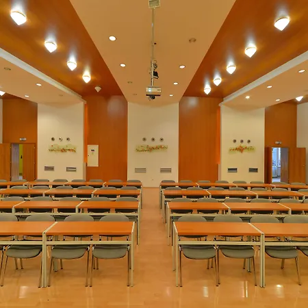 Hotel Wine Wellness Amande Hustopeče