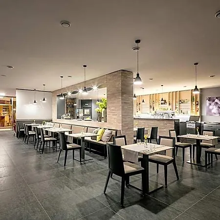Wine Wellness Amande Hotel Hustopeče