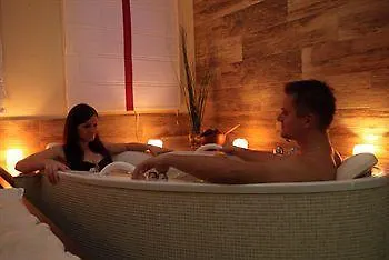 Wine Wellness Amande Hustopecze