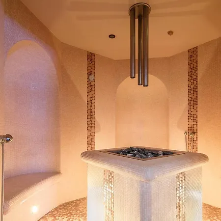 Wine Wellness Amande 4*